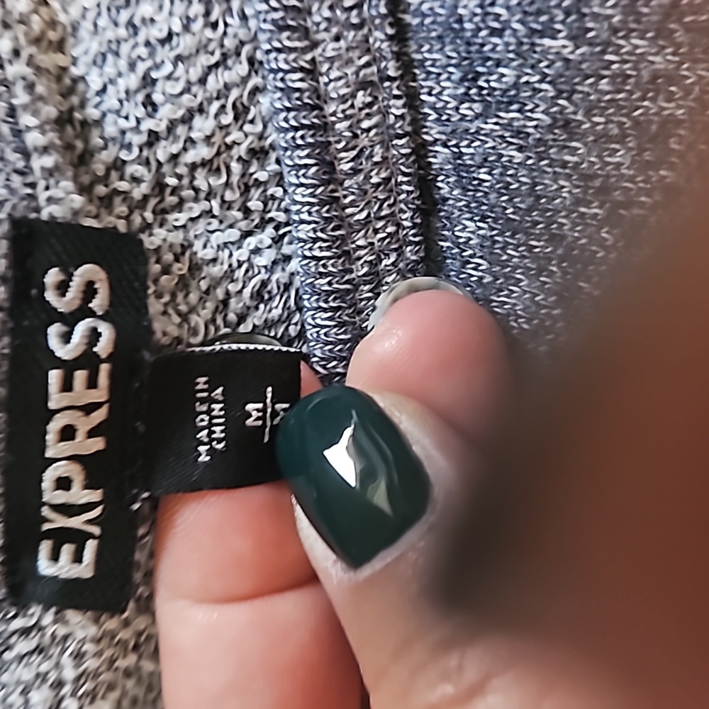 EXPRESS - Picture 3 of 4